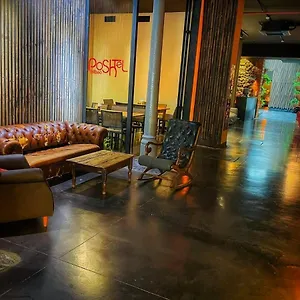  Albergue Poshtel - Premium